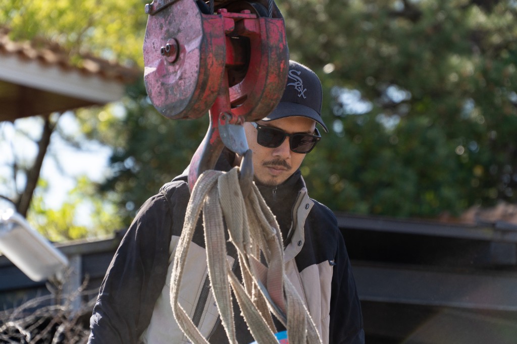 MAKE GARDEN staff working on site